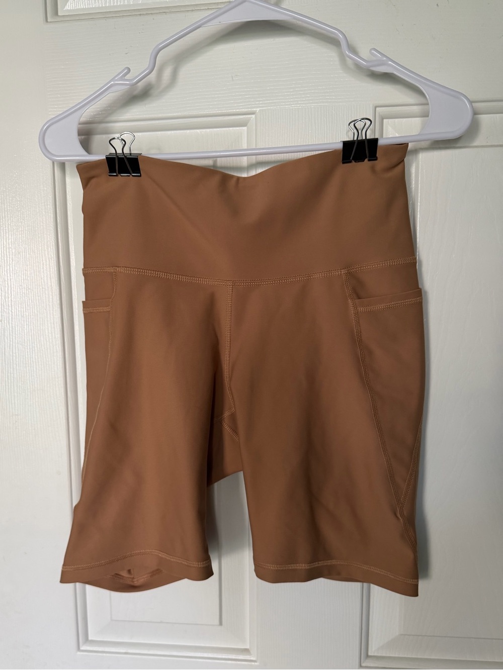 Old Navy High-Waist Bike Shorts in Nude